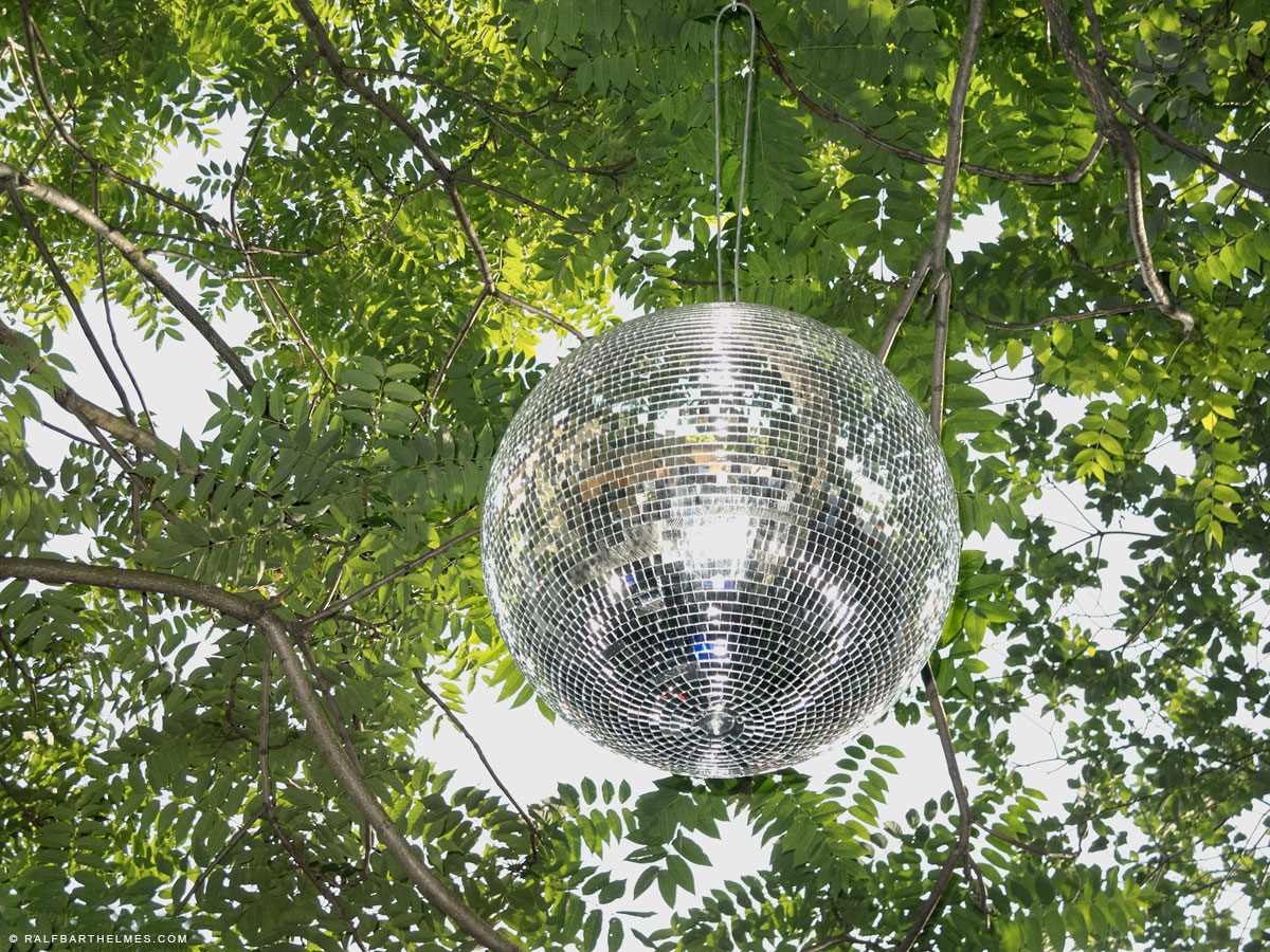 417-disco-ball-foto-frankfurt